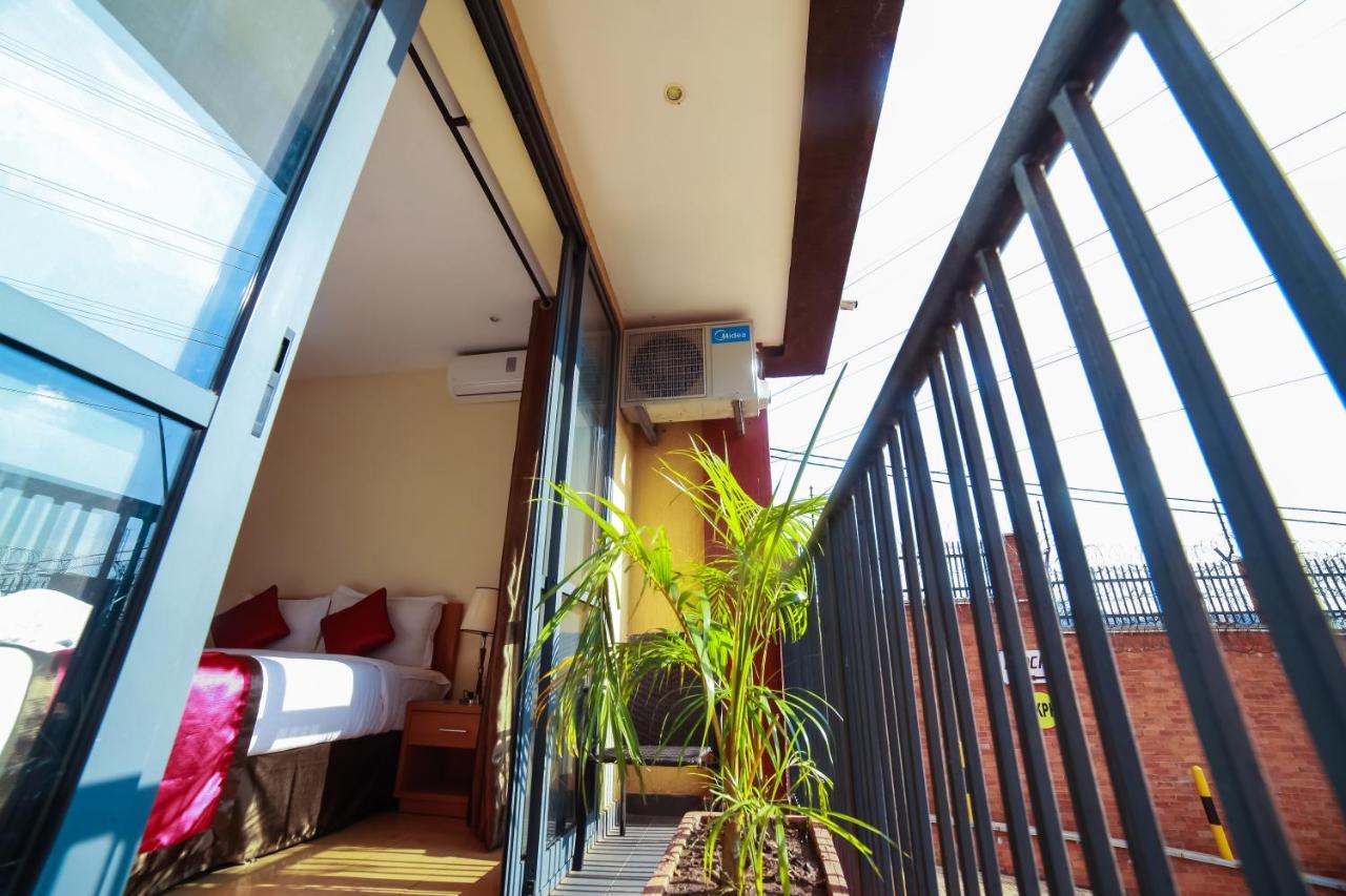 Bukoto Heights Apartments Kampala Exterior photo